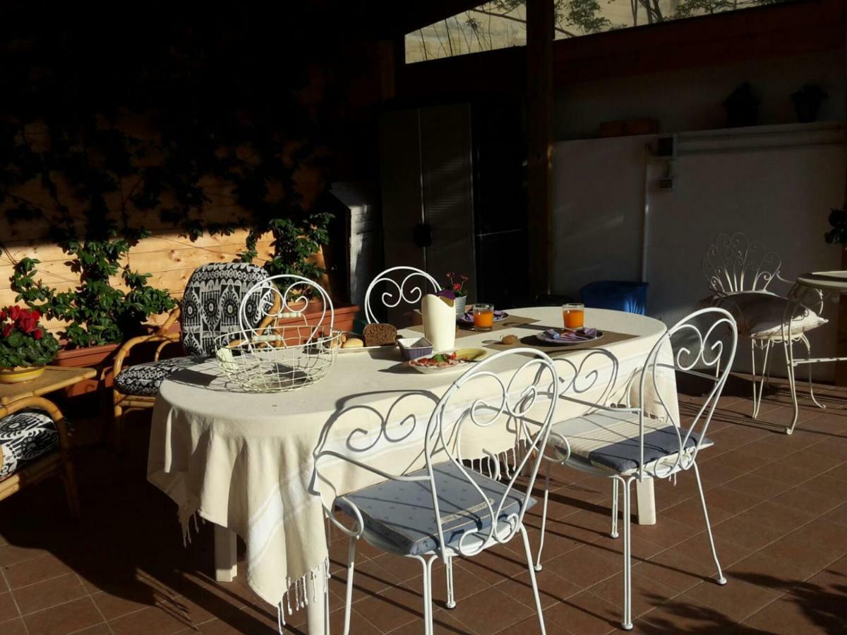 B&B Ai Tre Archi Spotorno Exterior foto